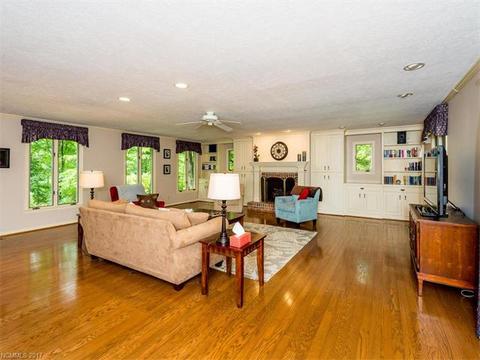 162 Chickadee Ln, Brevard, NC 28712 photo 3