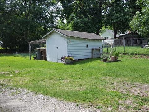 702 Pine St, Kannapolis, NC 28081 photo 9