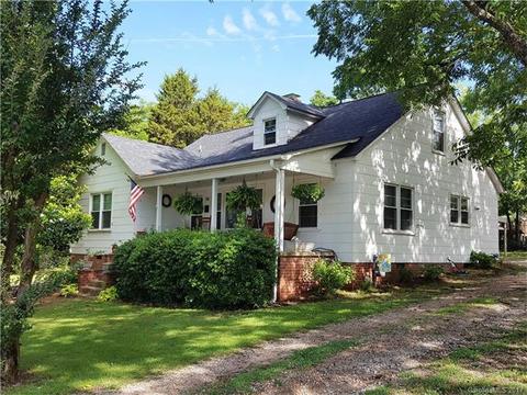 702 Pine St, Kannapolis, NC 28081 photo 1