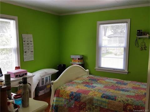 702 Pine St, Kannapolis, NC 28081 photo 7