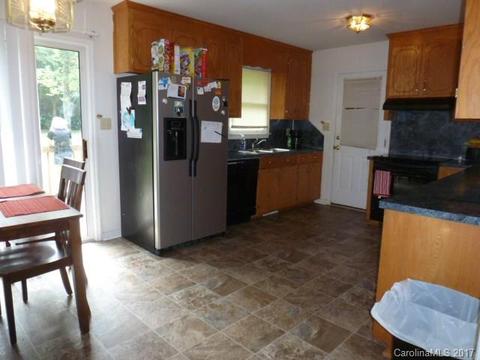 2126 Pacer Rd, Lancaster, SC 29720 photo 4