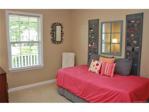 519 Pennyfields Ln, Clover, SC 29710 photo 12