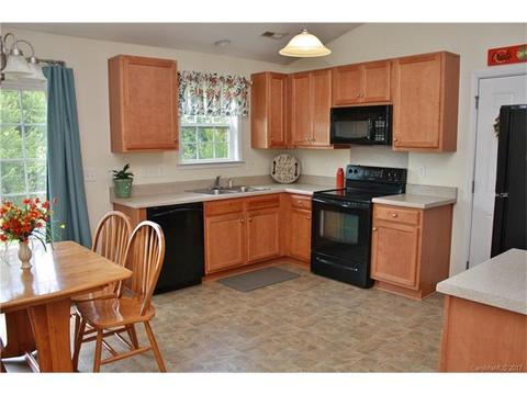 519 Pennyfields Ln, Clover, SC 29710 photo 8