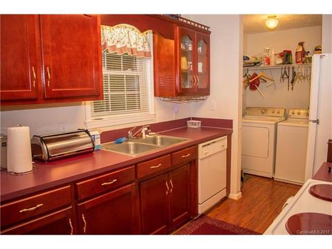 1584 Brook Ln, Denver, NC 28037 photo 5