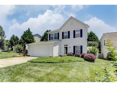 621 Eaton Ct, Fort Mill, SC 29708 photo 2