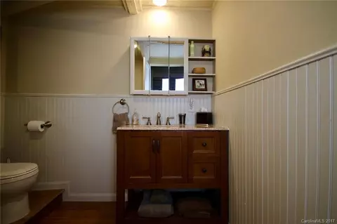 593 E Main St, Brevard, NC 28712 photo 12