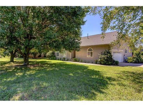 411 S Pilot Knob Rd, Stanley, NC 28164 photo 2
