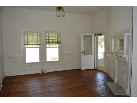 706 S Main St, Salisbury, NC 28146 photo 10