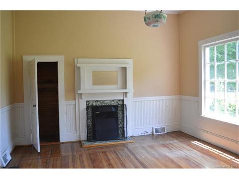 706 S Main St, Salisbury, NC 28146 photo 8