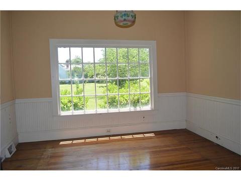 706 S Main St, Salisbury, NC 28146 photo 9