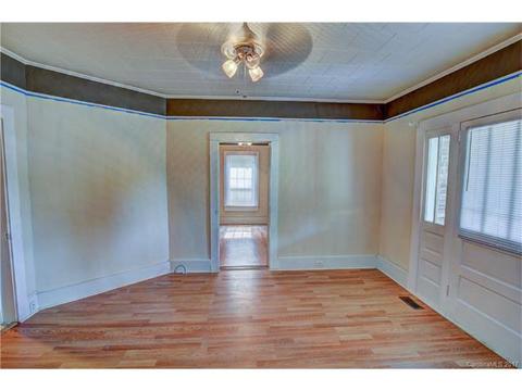 300 Ebenezer Rd, Kannapolis, NC 28083 photo 6