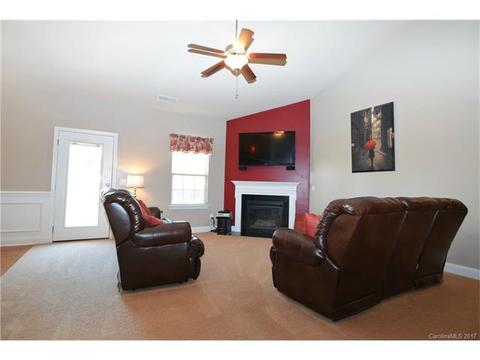 7211 Ogden Pl, Denver, NC 28037 photo 4