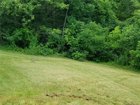 23 Academy St, Marshall, NC 28753 photo 9