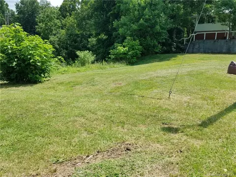 23 Academy St, Marshall, NC 28753 photo 11