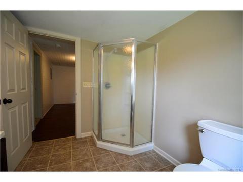 1733 Travis Rd, Conover, NC 28613 photo 16