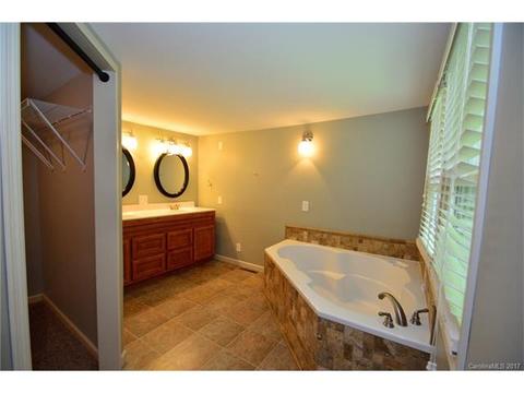 1733 Travis Rd, Conover, NC 28613 photo 8