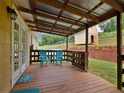 30 Tyler St, Clyde, NC 28721 photo 14