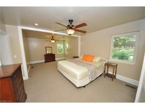 2274 Deep Gap Rd, Flat Rock, NC 28731 photo 7