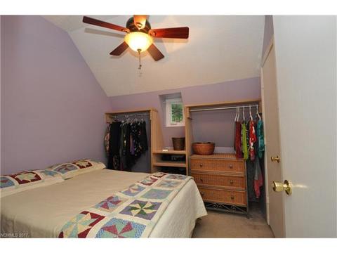 2274 Deep Gap Rd, Flat Rock, NC 28731 photo 14