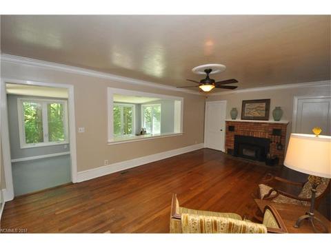2274 Deep Gap Rd, Flat Rock, NC 28731 photo 5