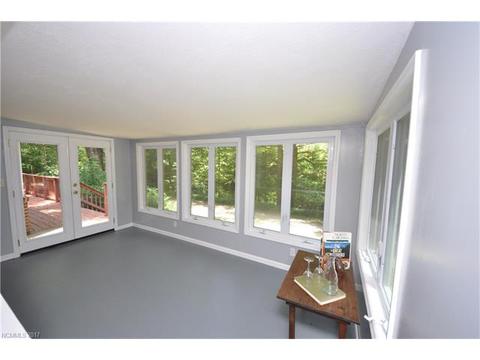 2274 Deep Gap Rd, Flat Rock, NC 28731 photo 4