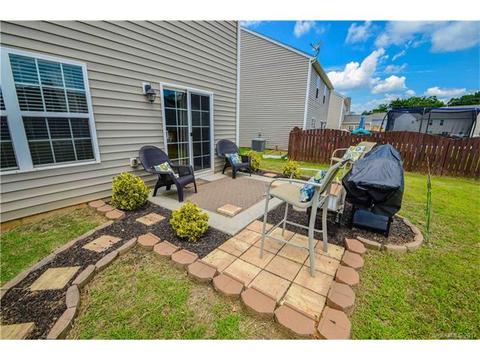 413 Lindpoint Ln, Monroe, NC 28110 photo 3