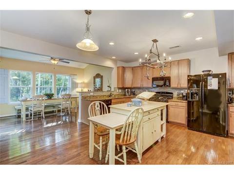 939 Pinkney Pl, Stanley, NC 28164 photo 3