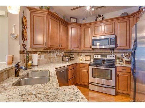 1309 Torrence Cir #10, Davidson, NC 28036 photo 4