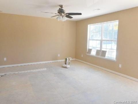 1383 Foxbrook Cir, Lancaster, SC 29720 photo 4