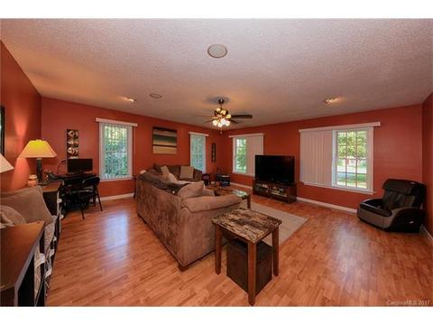 121 Shenandoah Loop, Troutman, NC 28166 photo 10