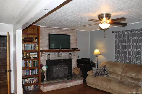 160 Hampton Rd, Brevard, NC 28712 photo 7