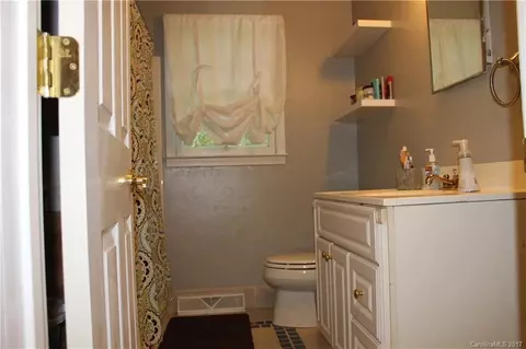 160 Hampton Rd, Brevard, NC 28712 photo 14