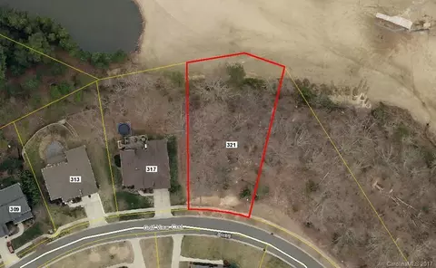 321 Golfview Crest Dr, Tega Cay, SC 29708 photo 8