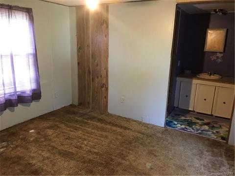 176 Williamsburg Rd, Olin, NC 28660 photo 8