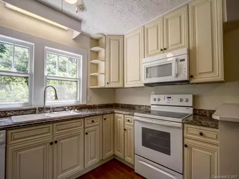 21 Apollo Dr, Sylva, NC 28779 photo 5