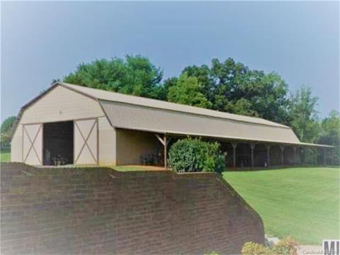 1175 Double Circle Dr, Conover, NC 28613 photo 2