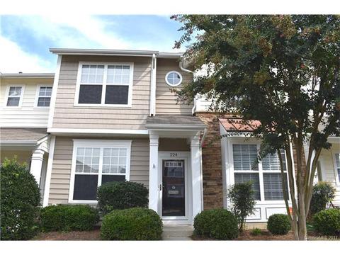 224 Dawn Mist Ln, Fort Mill, SC 29708 photo 1