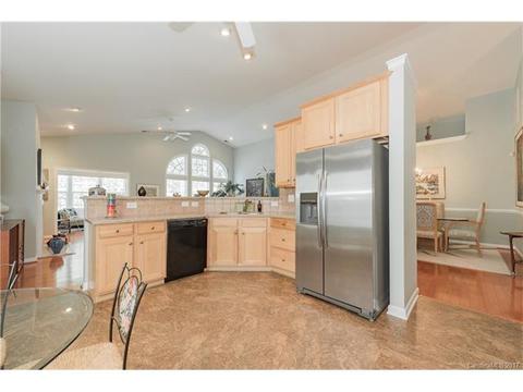 858 Platinum Dr, Fort Mill, SC 29708 photo 16
