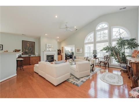 858 Platinum Dr, Fort Mill, SC 29708 photo 9