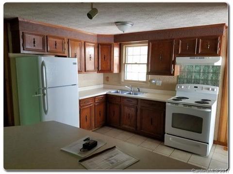 209 Willow St, Stanley, NC 28164 photo 2