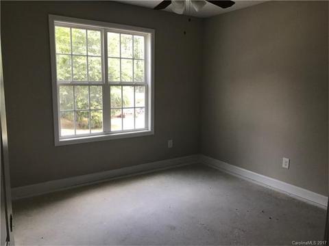 1100 E 10th St, Kannapolis, NC 28083 photo 5