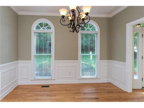 5390 Stone Brook Ct, Davidson, NC 28036 photo 2