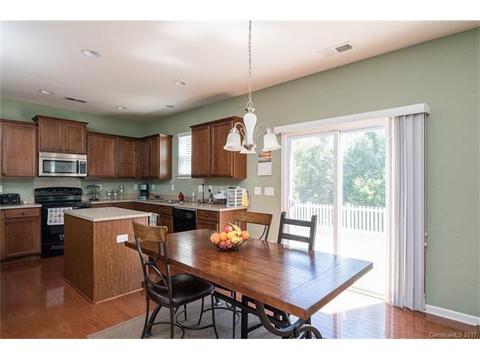 3326 Streamside Dr, Davidson, NC 28036 photo 2