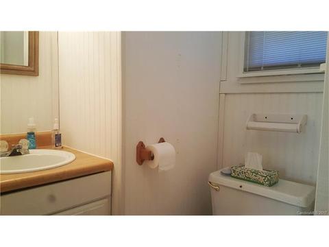 308 Tupelo Ln, Purlear, NC 28665 photo 12