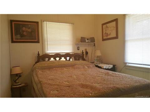 308 Tupelo Ln, Purlear, NC 28665 photo 11