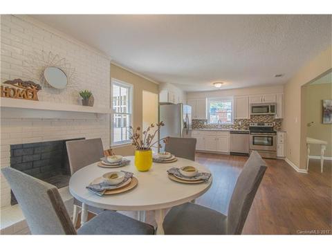 836 E John St, Matthews, NC 28105 photo 6