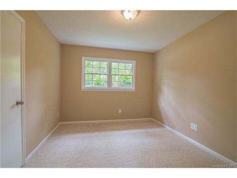 836 E John St, Matthews, NC 28105 photo 10