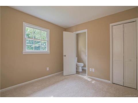 836 E John St, Matthews, NC 28105 photo 12