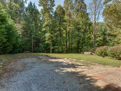 8 Tanglewood Ln, Saluda, NC 28773 photo 19