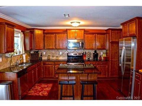 3252 Saddlebrook Dr, Midland, NC 28107 photo 7